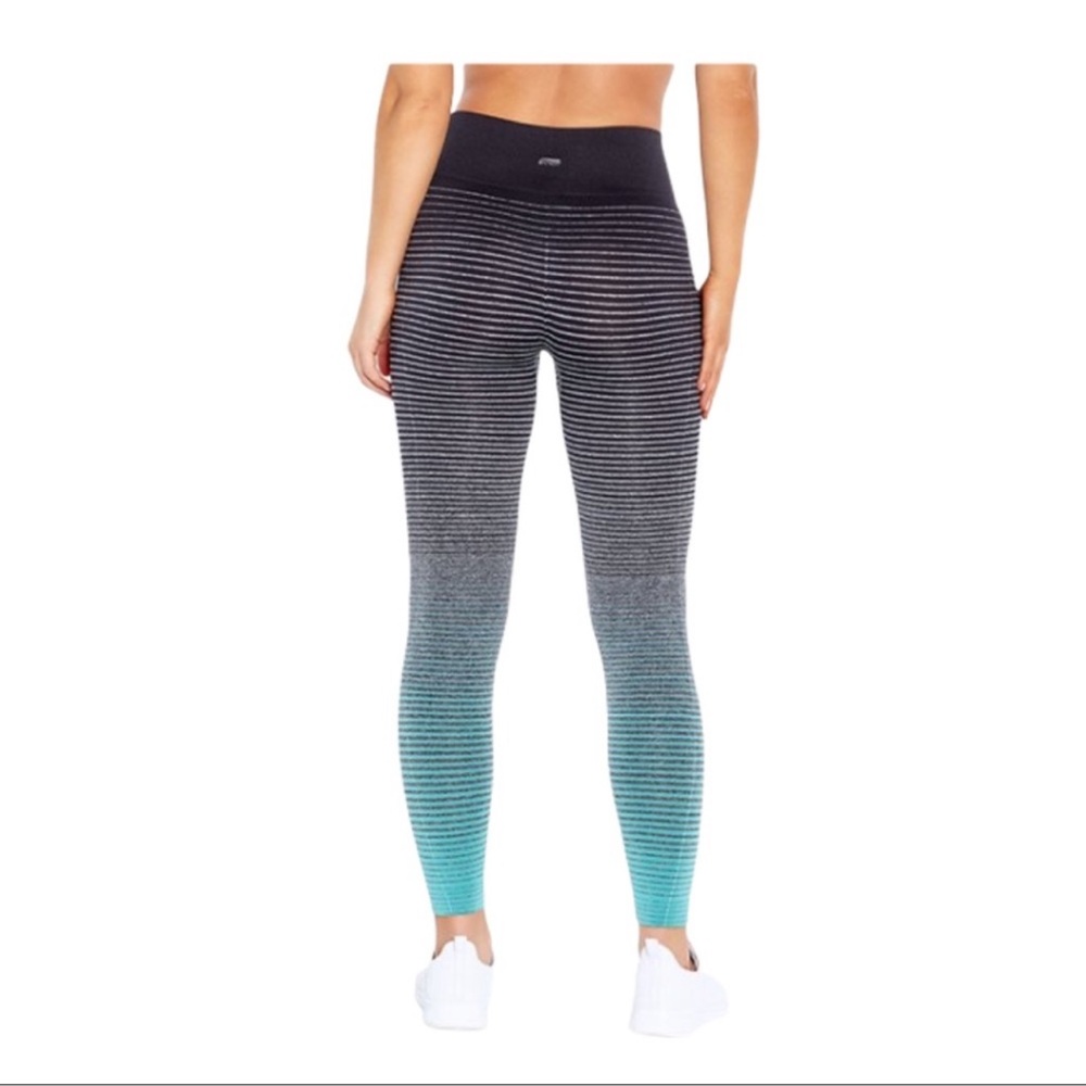 Marika Teal and Black Sports Bra (Set) NWT - Sz MEDIUM - Picture 2 of 13